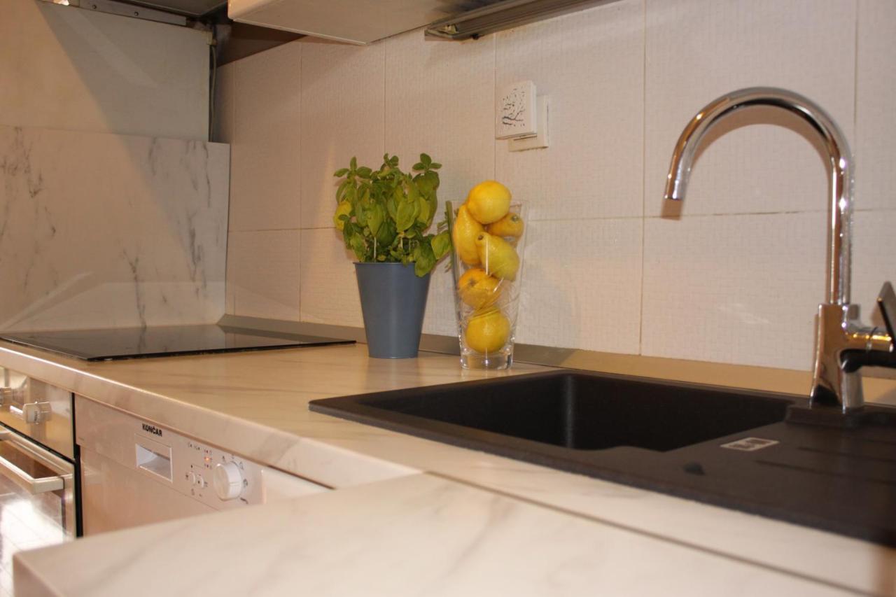 Apartment Vira Makarska Extérieur photo